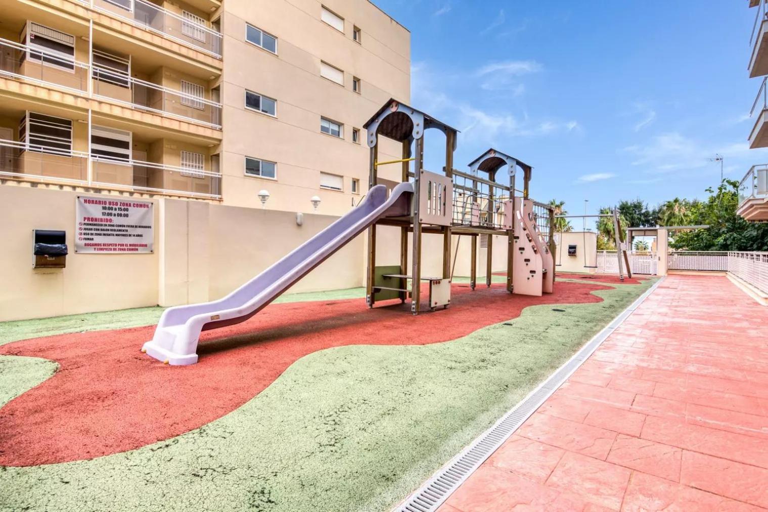 Apartamento Con Piscina Ideal Familias 칠체스 외부 사진