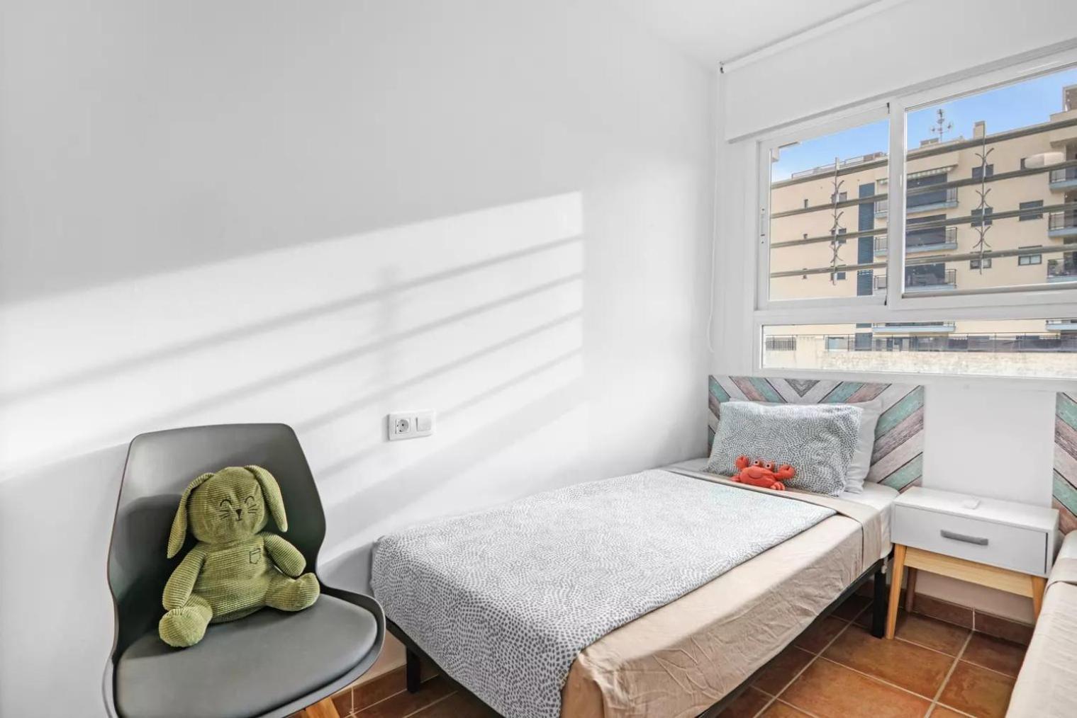 Apartamento Con Piscina Ideal Familias 칠체스 외부 사진