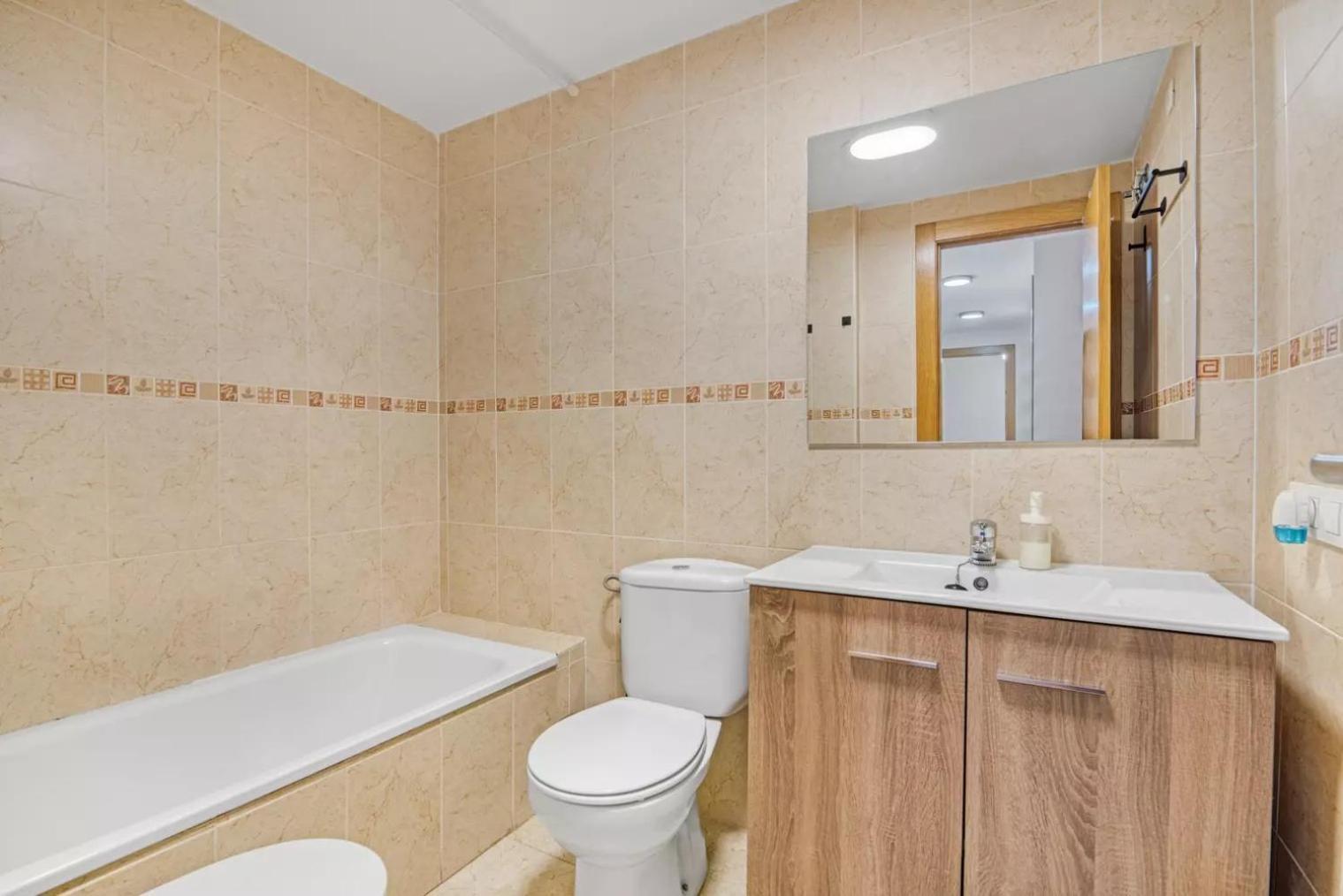 Apartamento Con Piscina Ideal Familias 칠체스 외부 사진